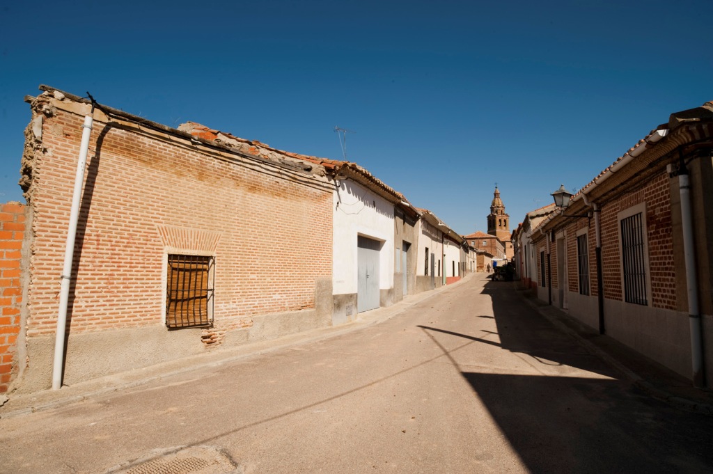 Calle de Torrecilla de la Orden. Autor Luis Bernuy